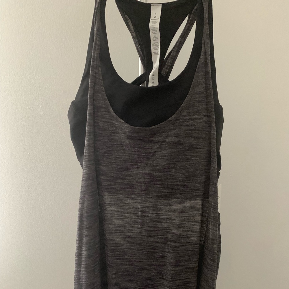 Lululemon tank top size 6